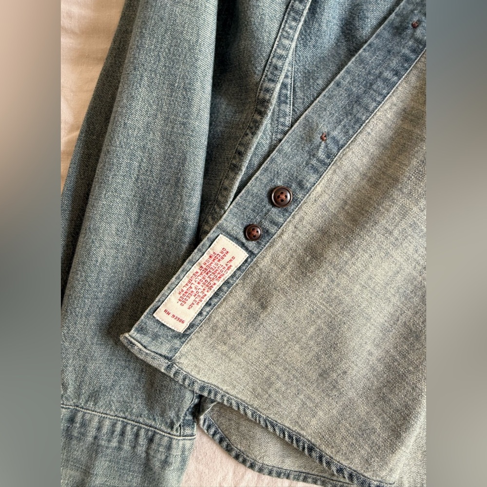 Brooks Brothers Chambray Button Down - Picture 4 of 5